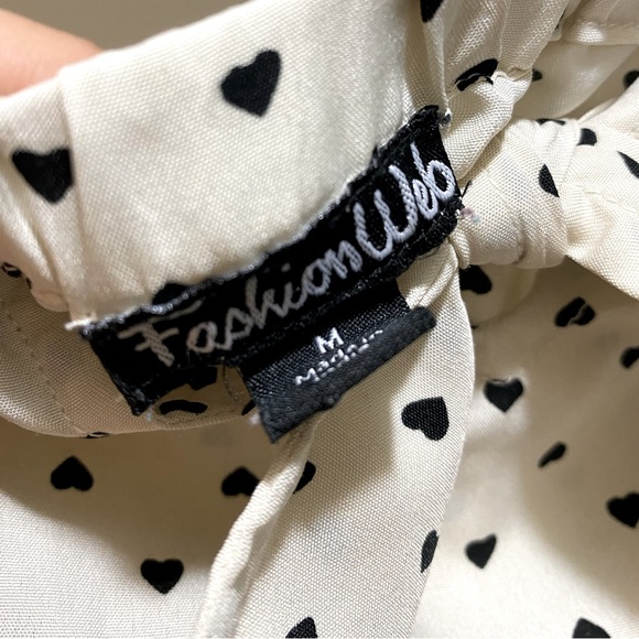 FASHION WEB TAN STRAPLESS TIE ROMPER WITH HEARTS- SIZE M - Picture 6 of 6